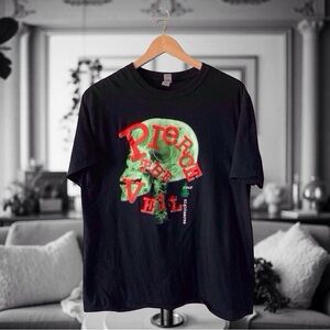 Pierce the Veil Band Tee – Skull Graphic, Black, Size L, Like New, Emo Alt Style